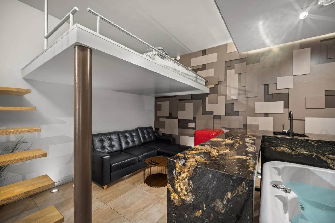 Secret Lounge - Cozy Studio With Sauna And Jacuzzi VNO Kültér fotó