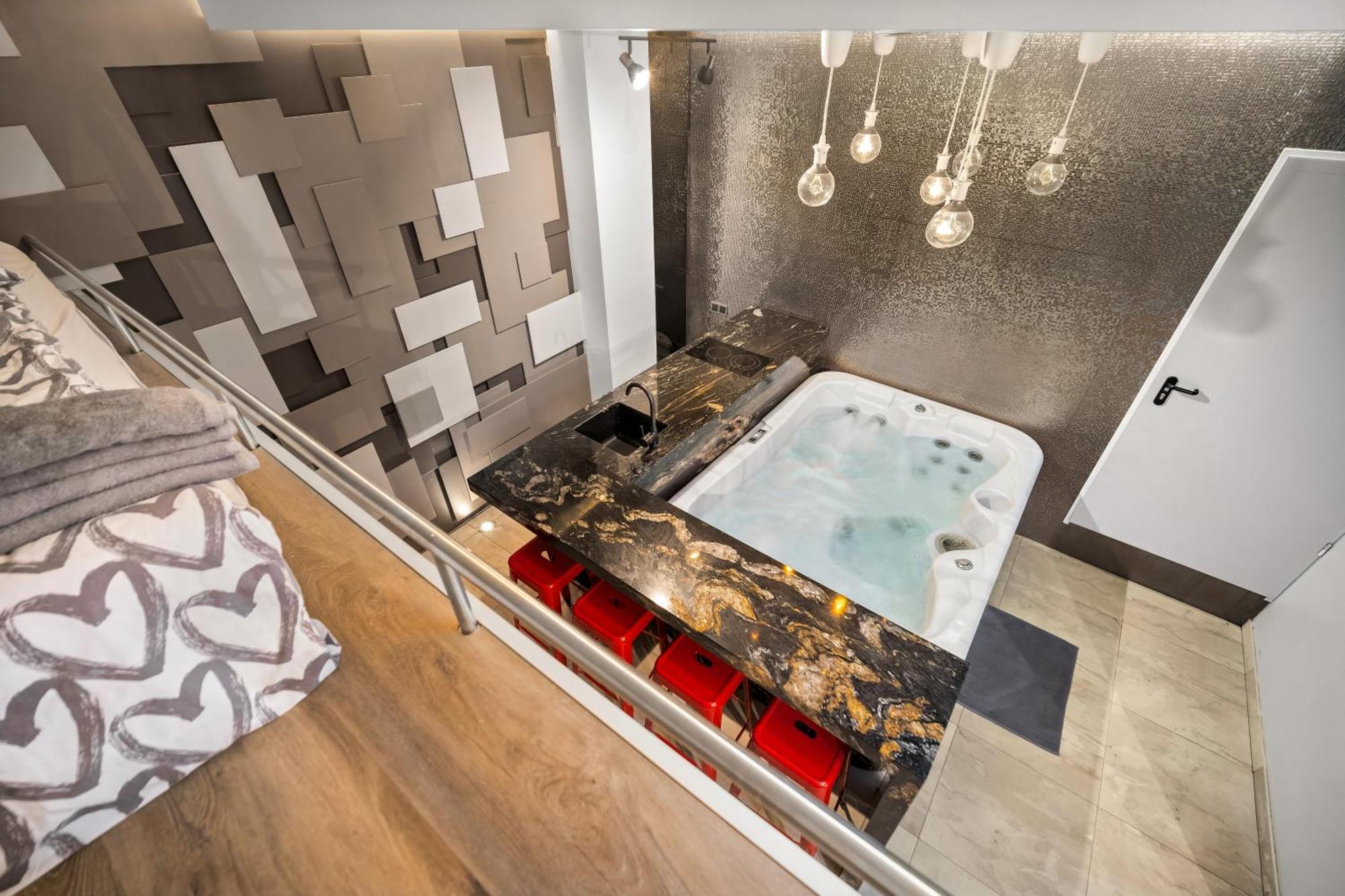 Secret Lounge - Cozy Studio With Sauna And Jacuzzi VNO Kültér fotó